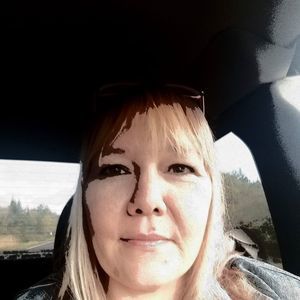 Meet your Posher, Jenni